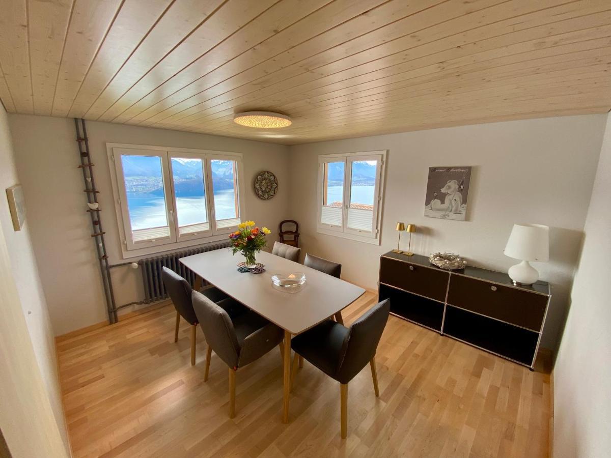 Chalet Egglen "Typical Swiss House, Best Views, Private Jacuzzi" Sigriswil Bagian luar foto